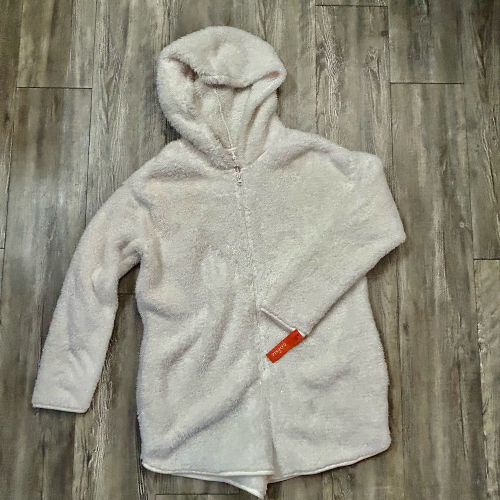 NWT Colsie Soft White Kids Hooded Puffer (fits Adults)
